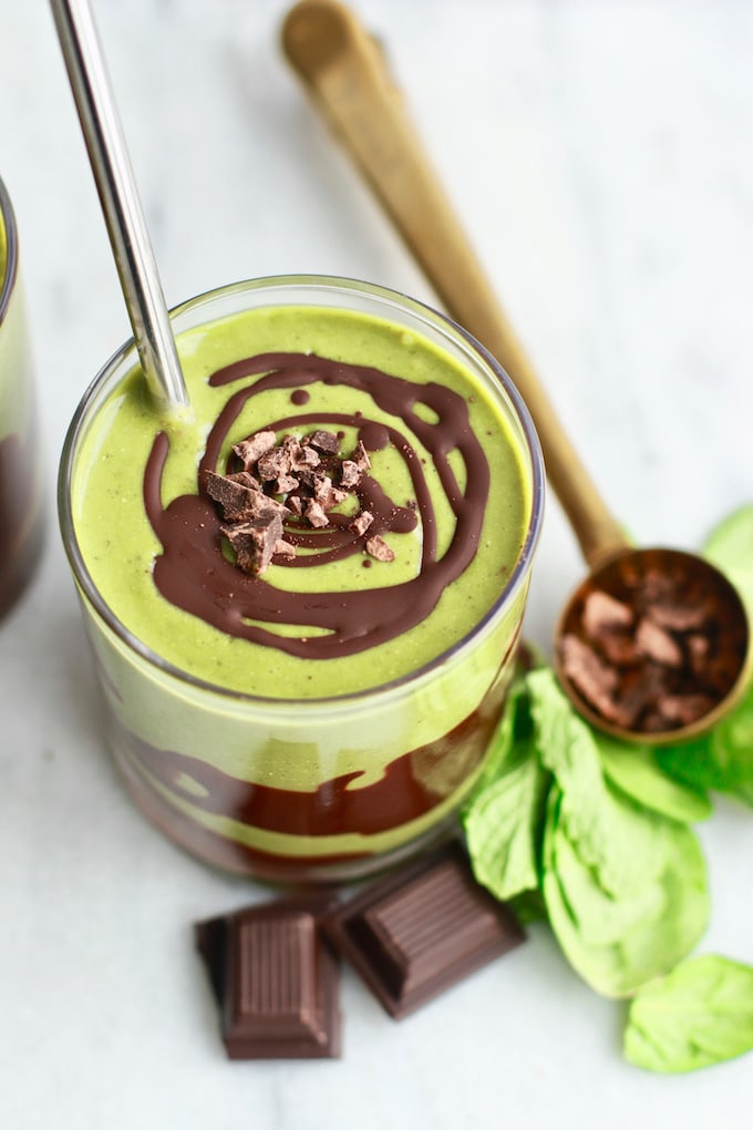 Easy and Healthy Mint Chocolate Green Protein Smoothie Recipe | Nutrition in the Kitch