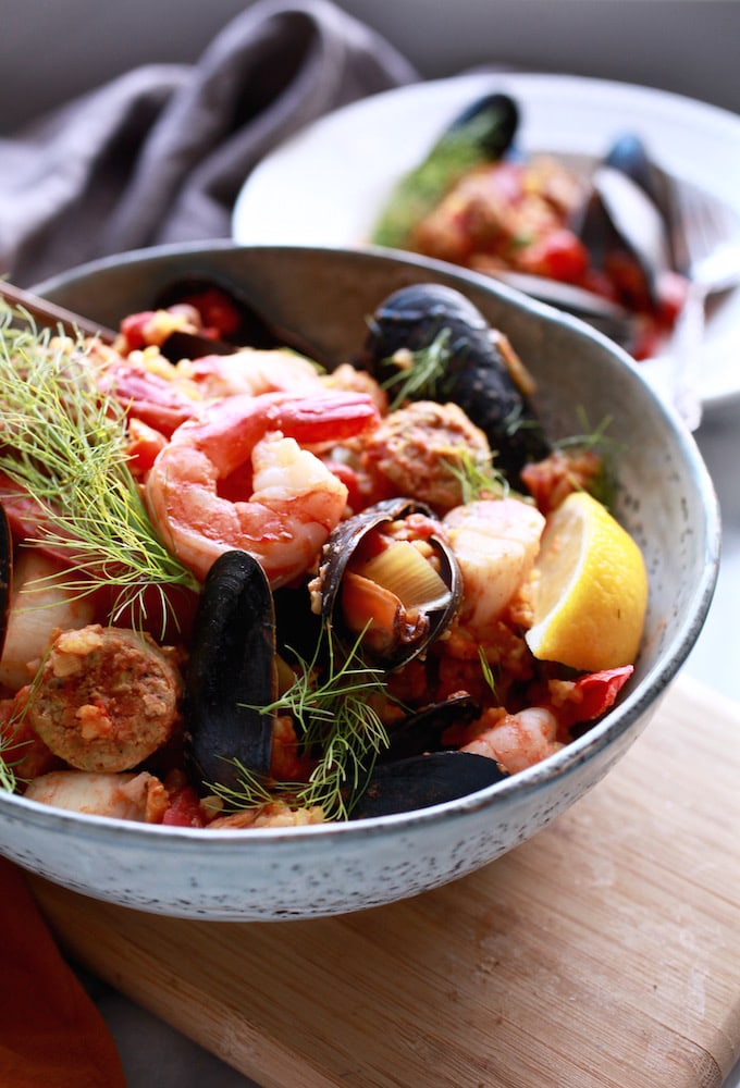 Easy Slowcooker Paella // GF & DF via Nutrition in the Kitch 