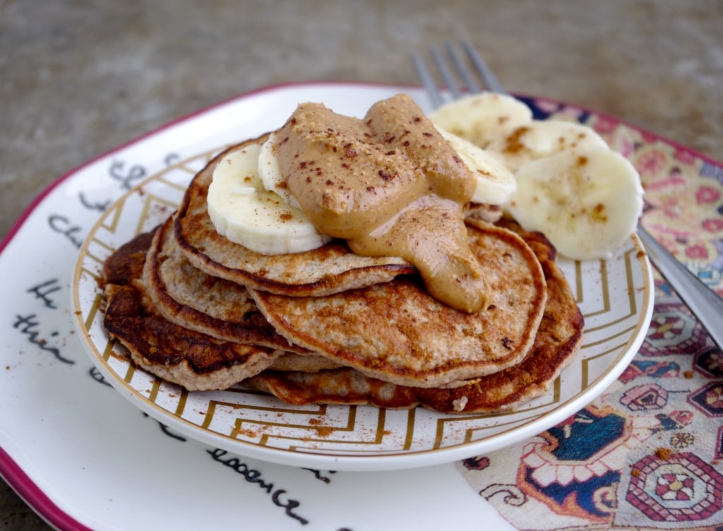 The Simplest Banana Cinnamon Pancakes via Nutritionist in the Kitch