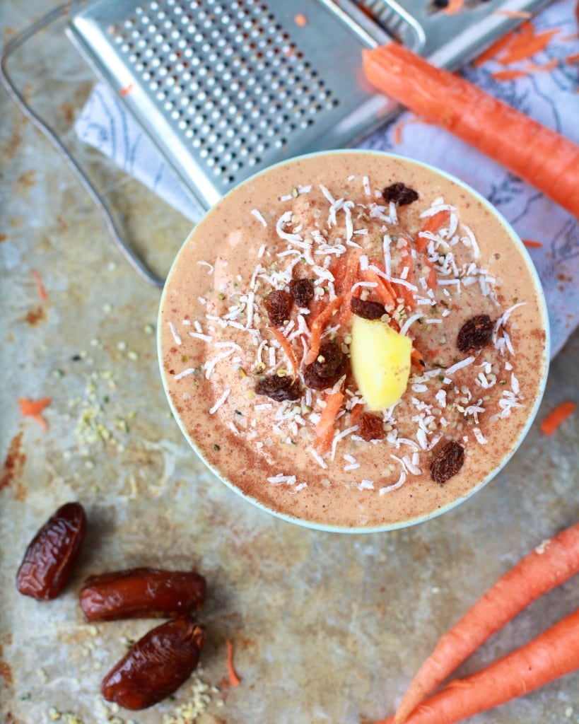 Carrot Cake Smoothie Bowl via Nutritionist in the Kitch // whole ingredients, easy, healthy, and perfectly balanced! //nutritionistinthekitch.com