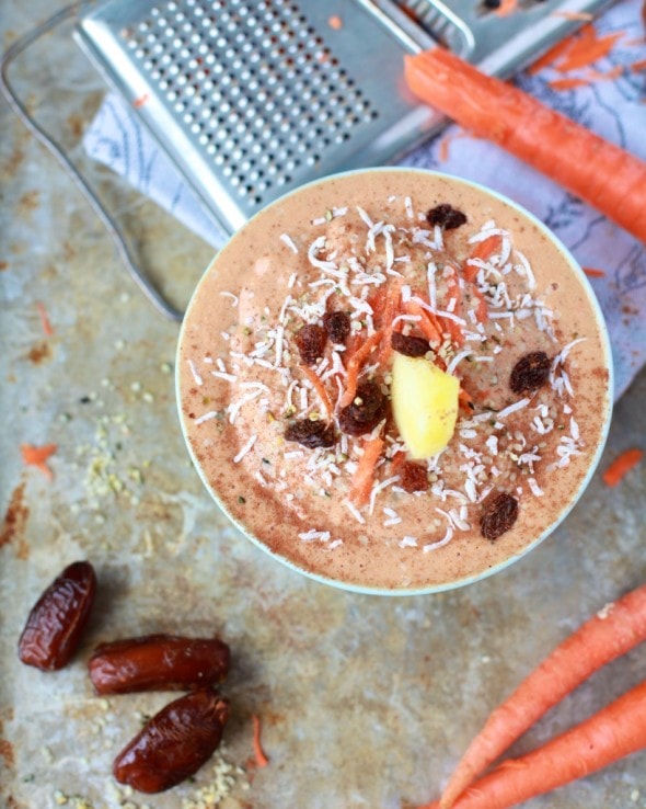 Carrot Cake Smoothie Bowl :: Sweet & Savoury Spring Recipes via Nutritionist in the Kitch