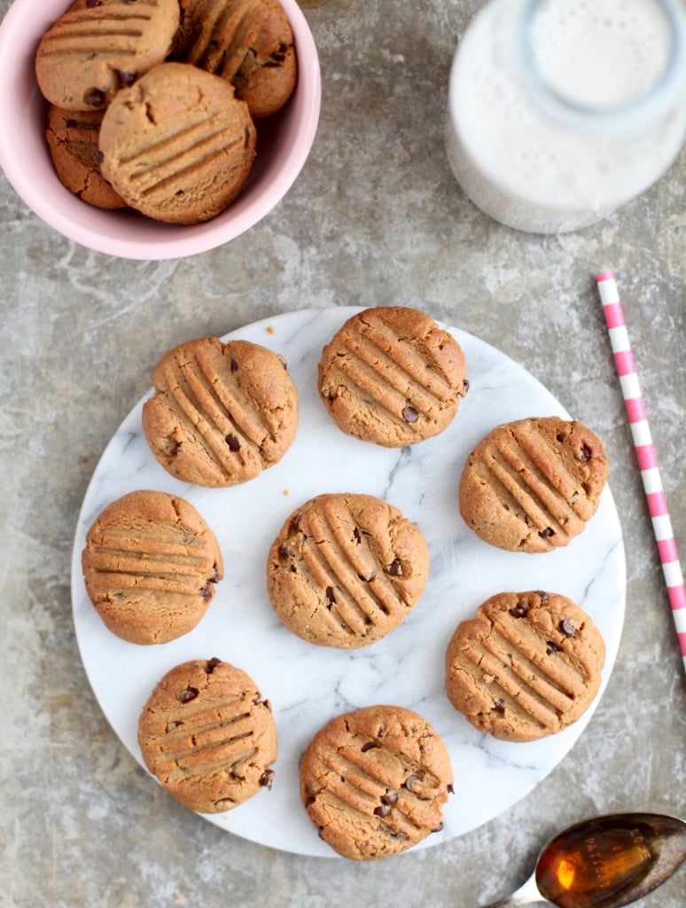 {100 Calorie} Grain-Free Nut Butter Chocolate Chip Cookies 