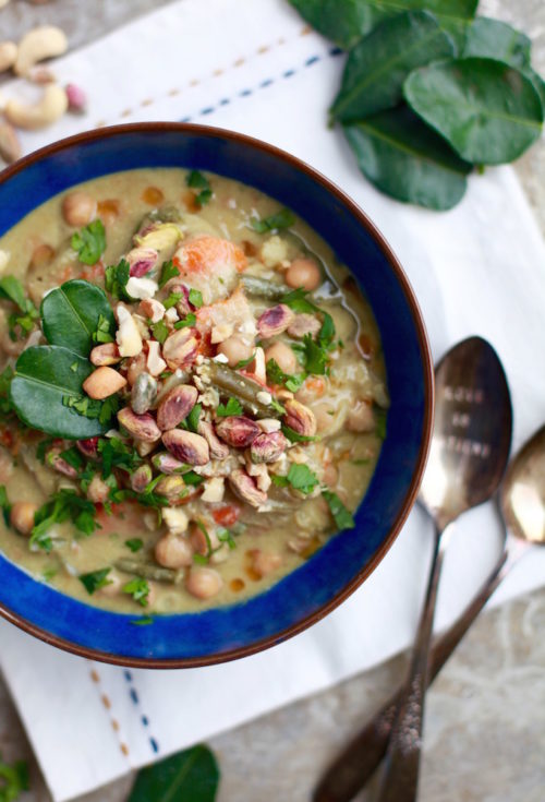 Slow Cooker Thai Green Cashew Chicken Curry (Vegetarian Option