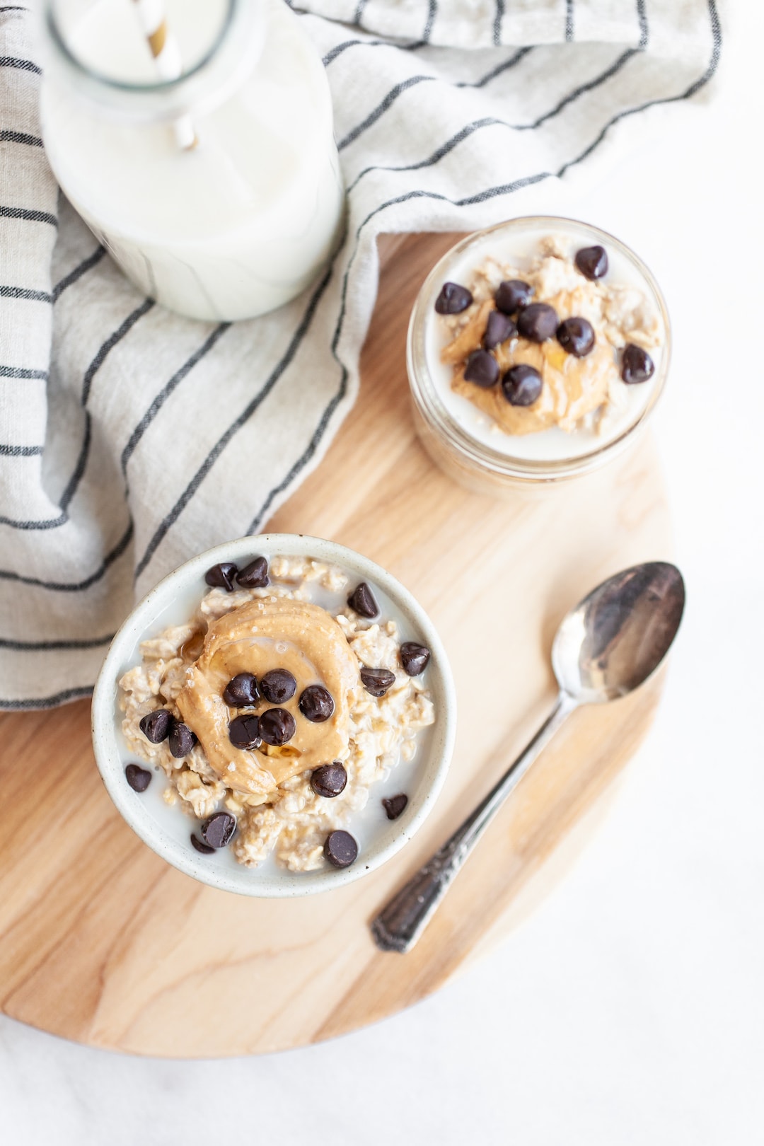 Filling Vegan Protein-Packed Cookie Dough Overnight Oats