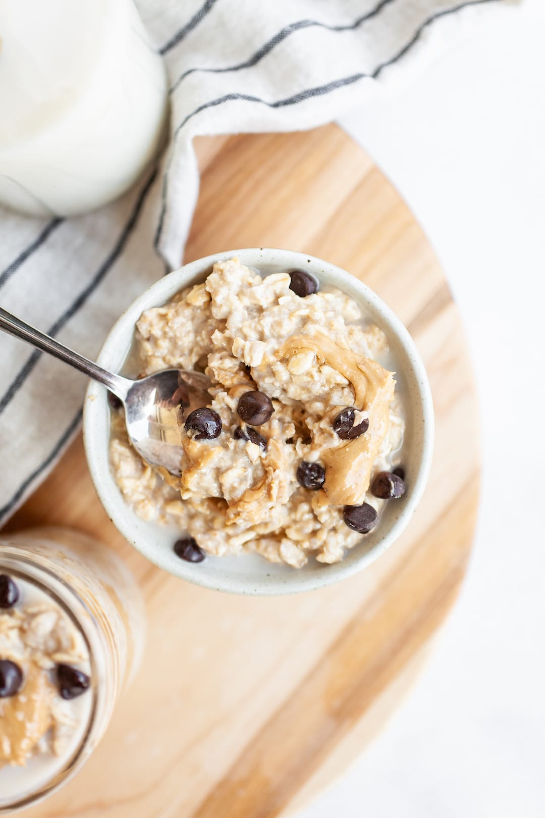Mouthwatering Vegan Protein-Packed Cookie Dough Overnight Oats