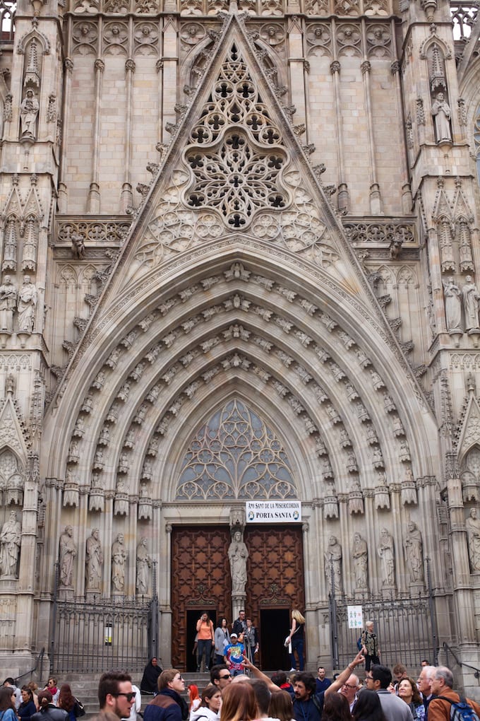 NITK's Healthy Barcelona City Guide - Beautiful Cathedral Exterior