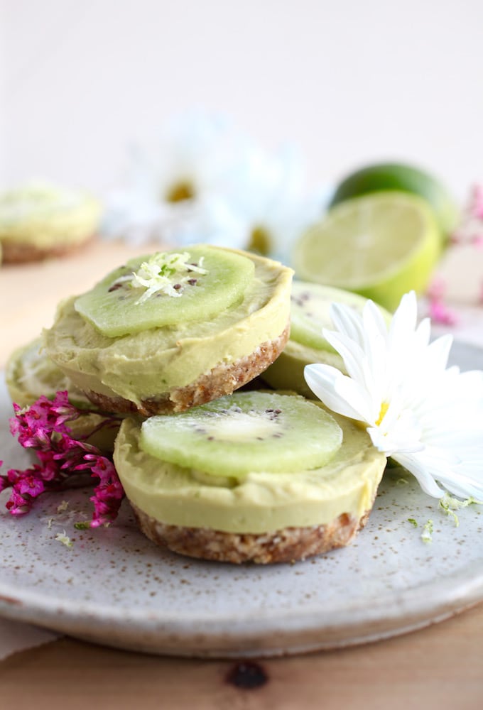 Healthy Key Lime Tarts via Nutrition in the Kitch