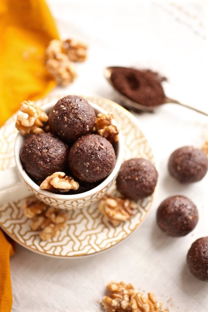 Mocha Walnut Energy Balls via Nutrition in the Kitch
