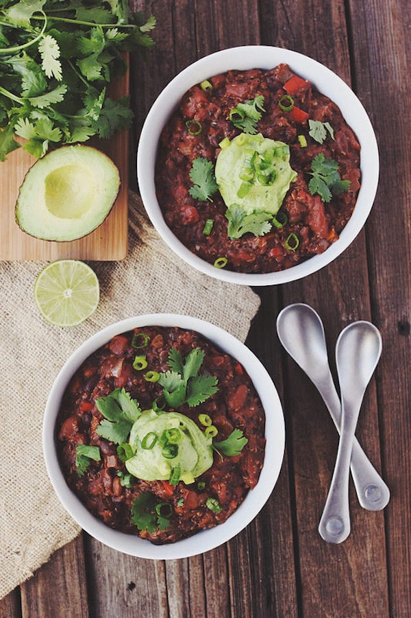 10 Easy and Healthy Crockpot Recipes | Slow Cooker Quinoa Chili