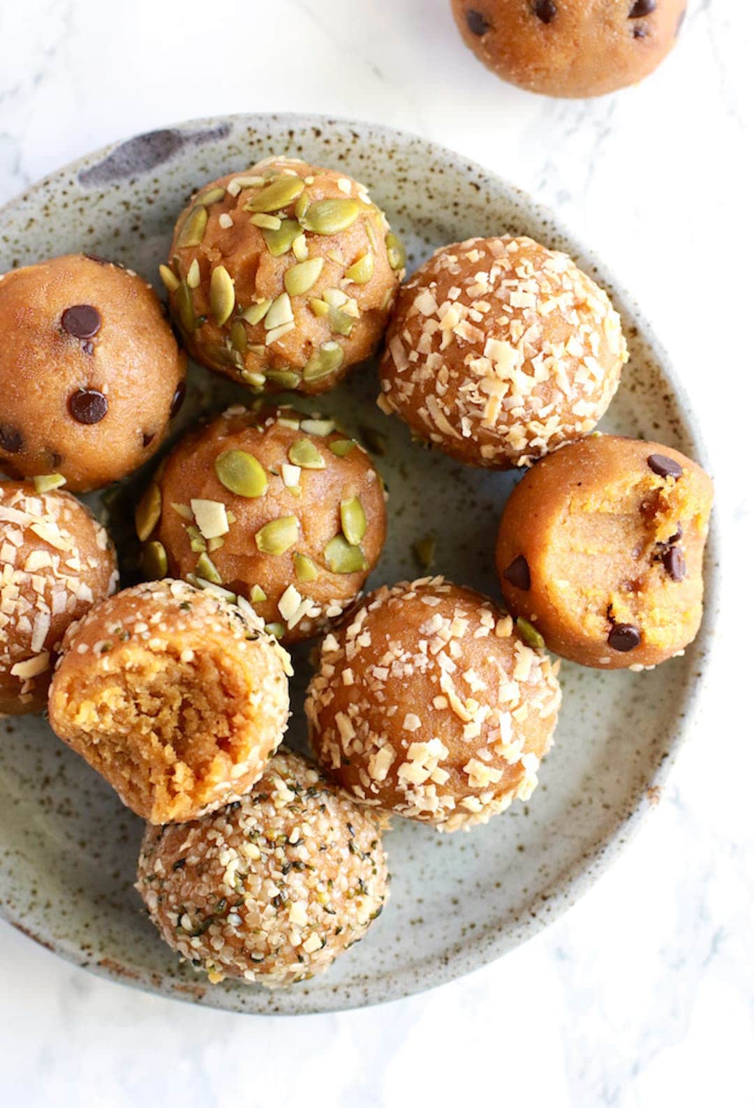 10 Terrific & Simple Healthy Fall Recipes - Pumpkin Pie Energy Balls