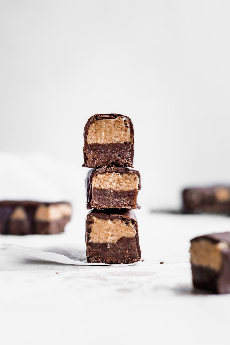 18 Healthy Gluten Free Halloween Treats - Vegan Chocolate Caramel Candy Bars