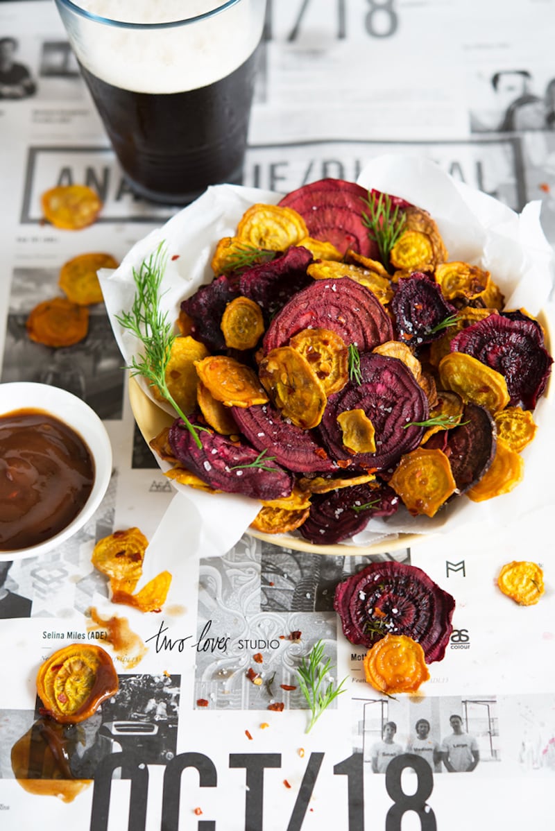 18 Easy Plant-Based Snacks To Try - Baked Beet Chips