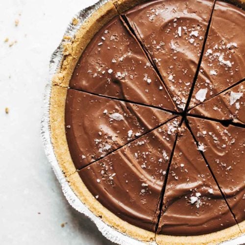 12 Super Easy Plant Based Desserts - Vegan Chocolate Pie