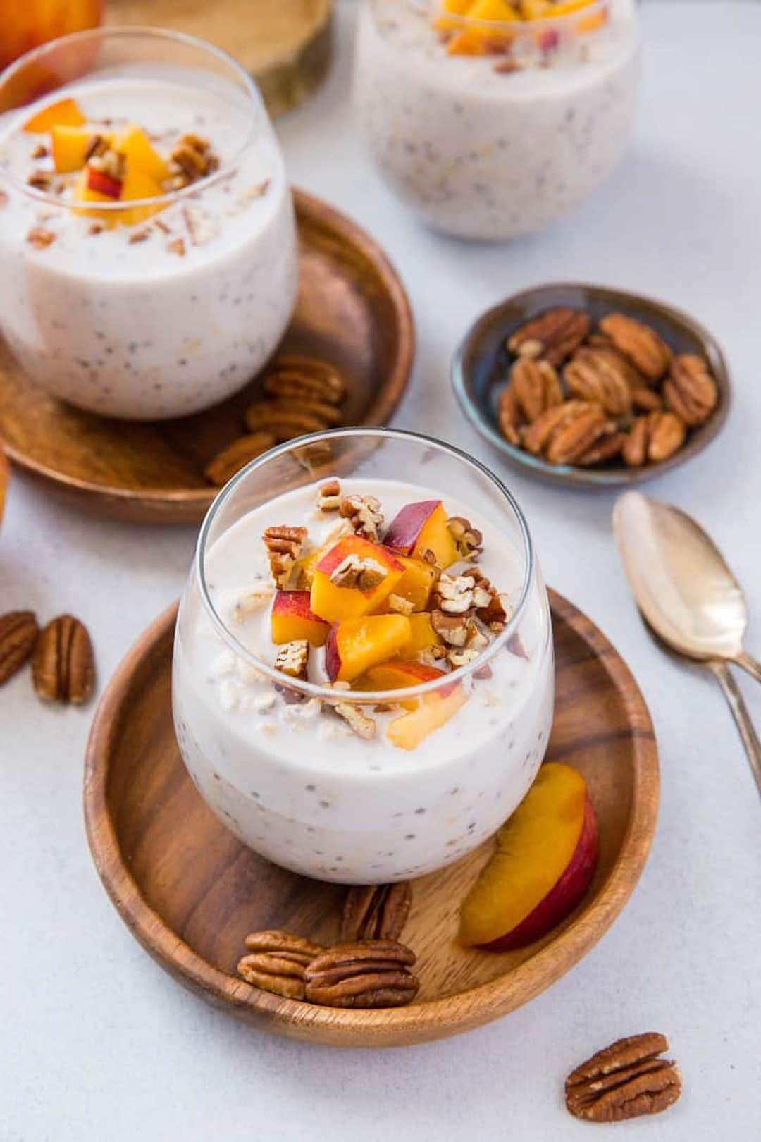 Jars of peaches and cream overnight oats