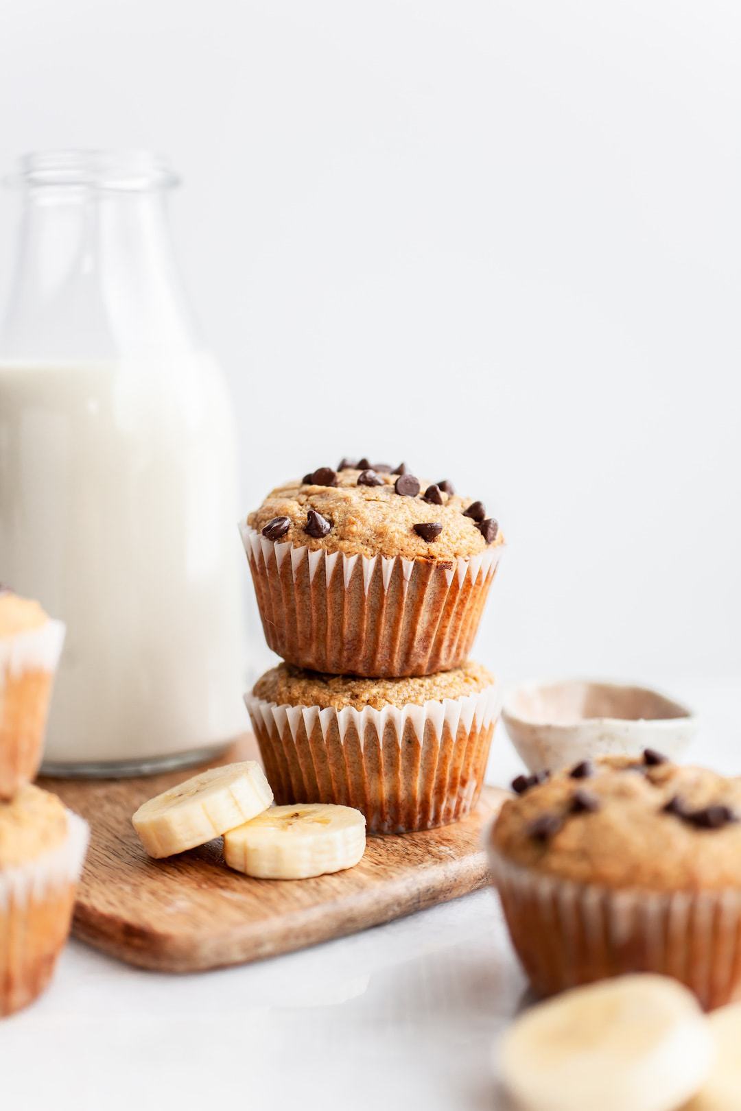 17 Low FODMAP Breakfast Ideas - Almond Flour Banana Muffins