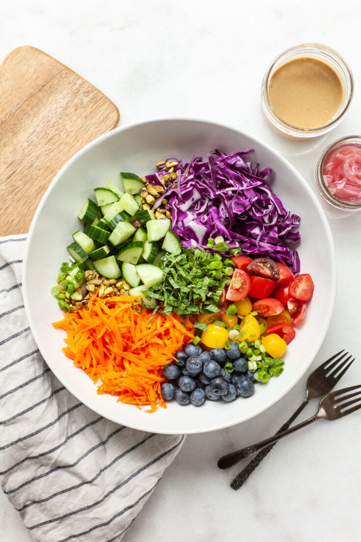 Chopped Rainbow Salad Bowl For A Quick & Healthy Lunch Break! - SkinnyFit